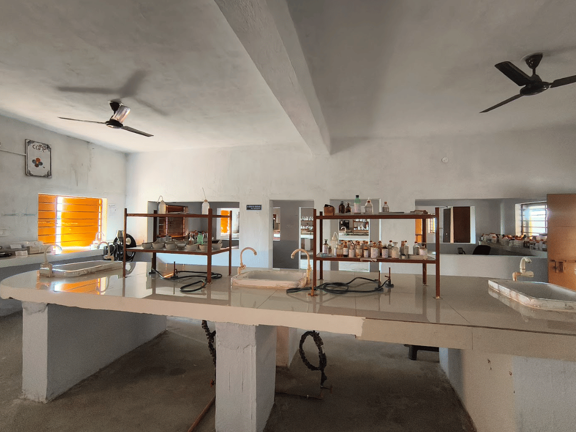 HGEA College of Pharmacy Bokaro Labs photo 42